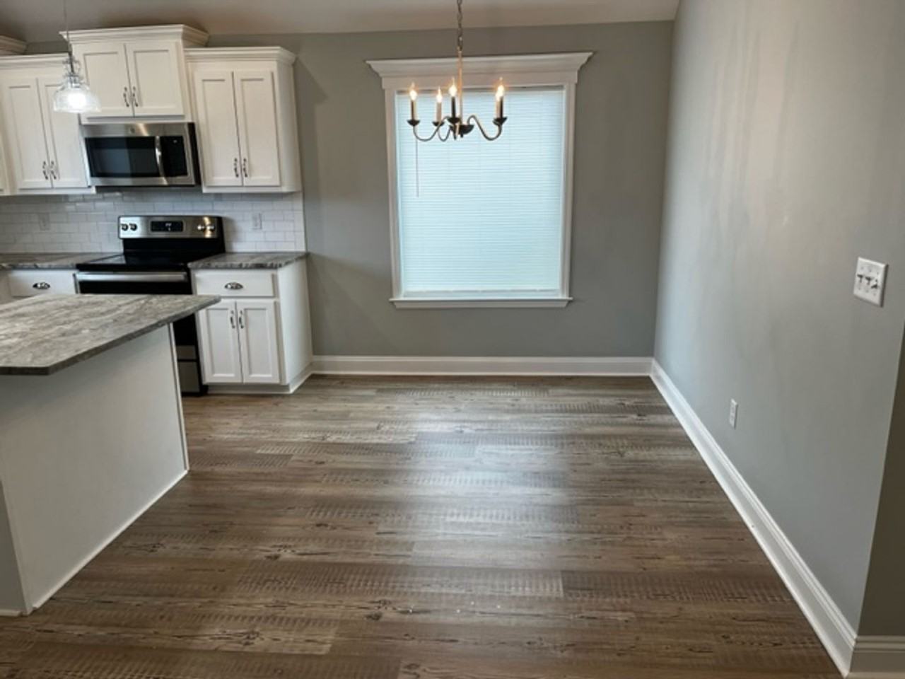 7656 Kayla Dr - Photo 3 of 13