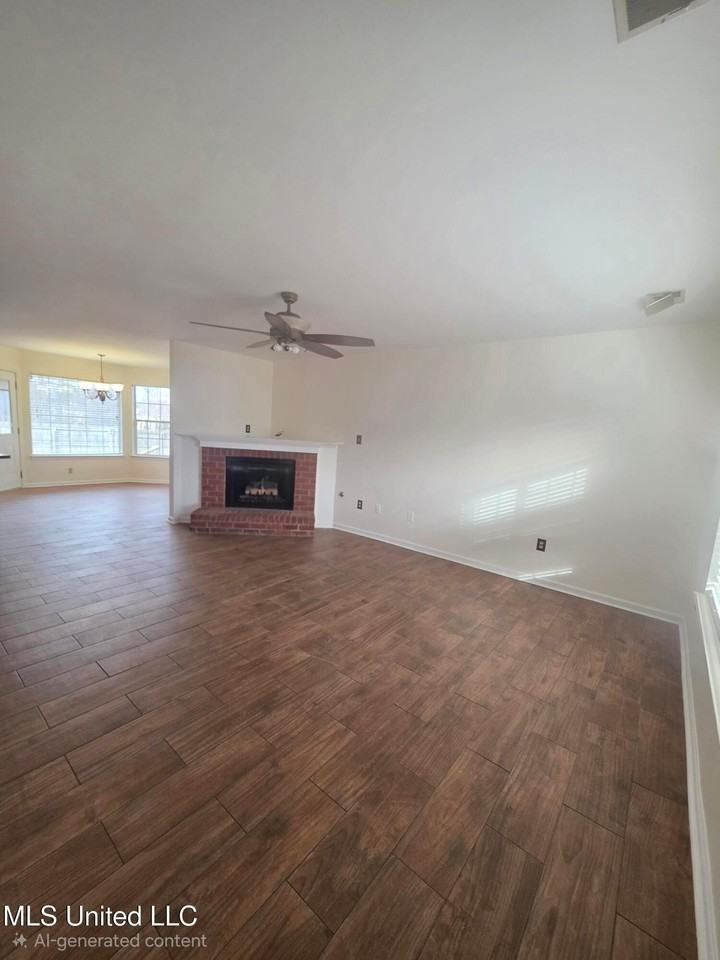 6100 Liberty Estates Dr - Photo 2 of 18