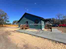 featured image of 10529 Muscatine St