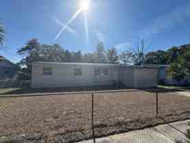 7248 Stonehurst Rd N - Photo 1 of 1