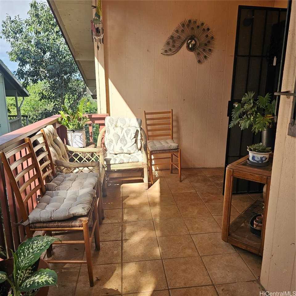 1926 Waimano Home Rd - Photo 2 of 18