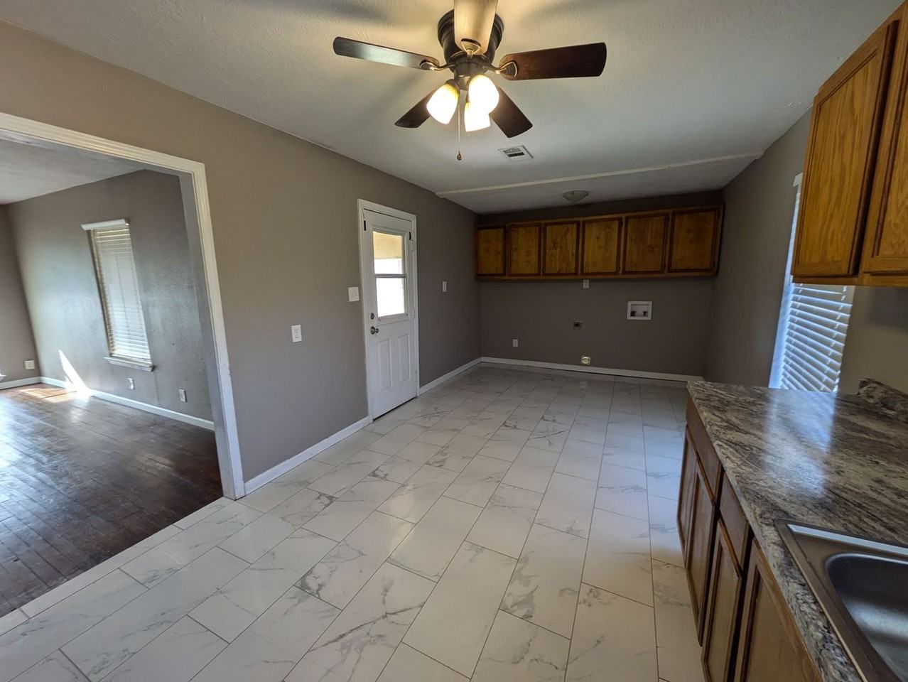 3486 Westmoreland St - Photo 7 of 19