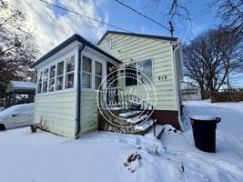 featured image of 912 Hammond Ave