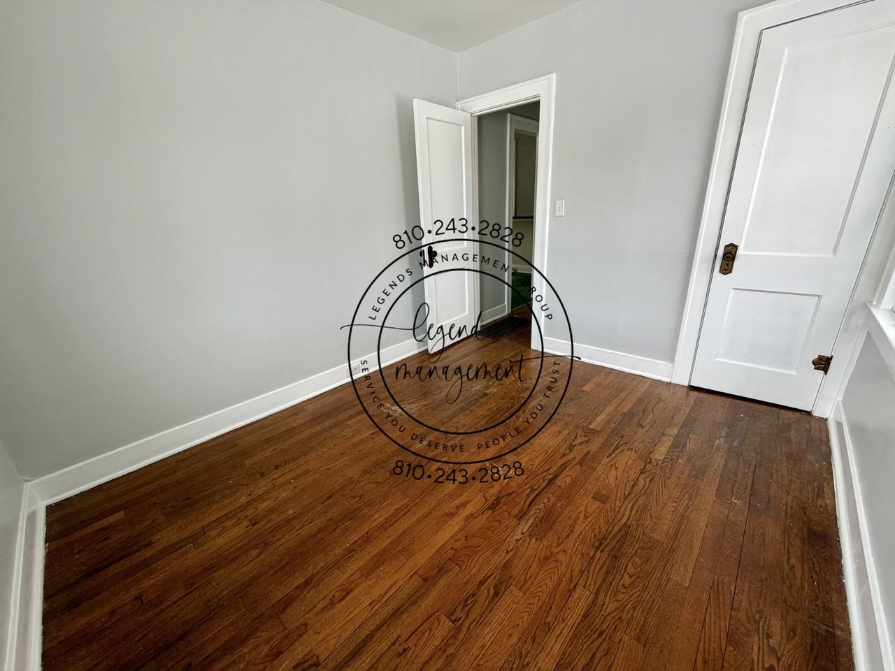 912 Hammond Ave - Photo 6 of 12