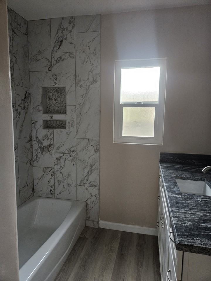 1227 W 19th St #1227 - Photo 7 of 34