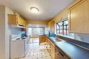 1821 Arbutus St Ne - Photo 1 of 1