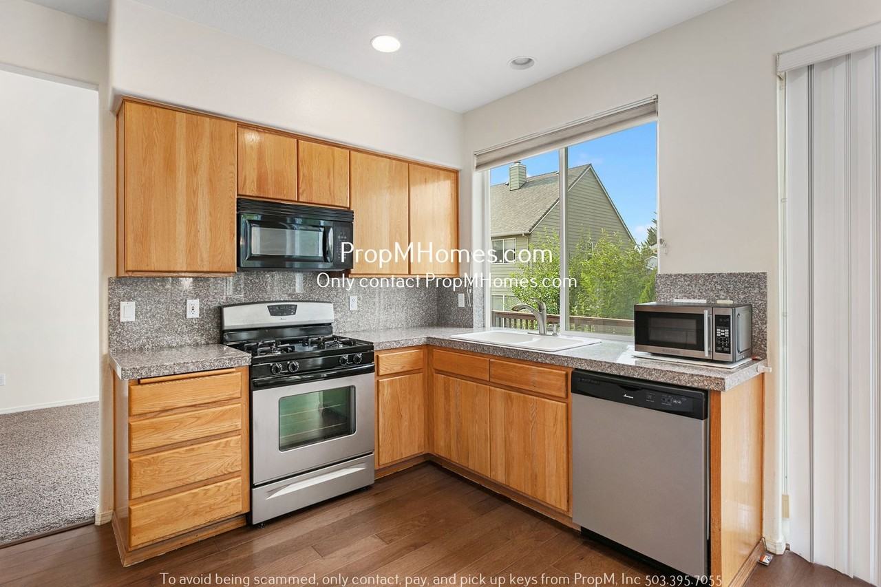 15337 Nw Blakely Ln - Photo 5 of 29