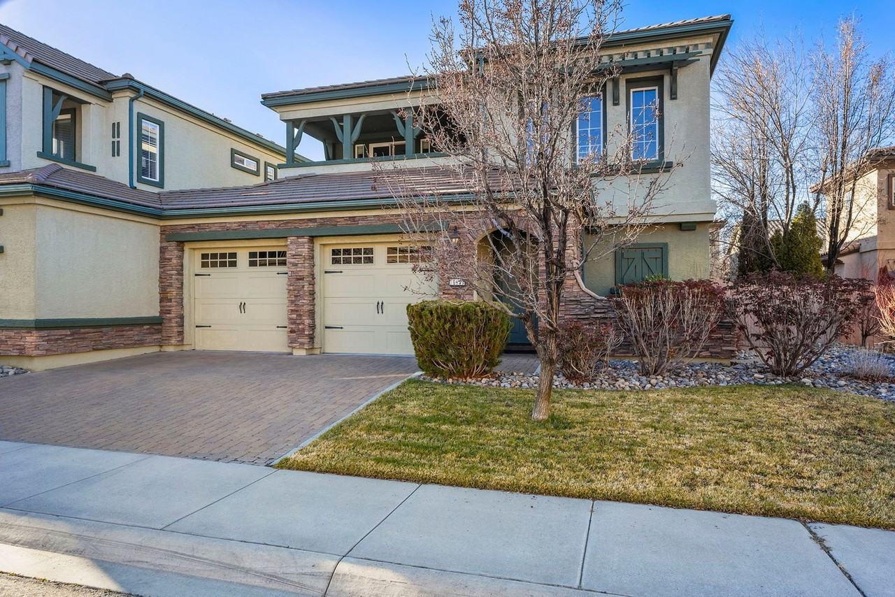 10885 Pentwater Dr - Photo 2 of 50