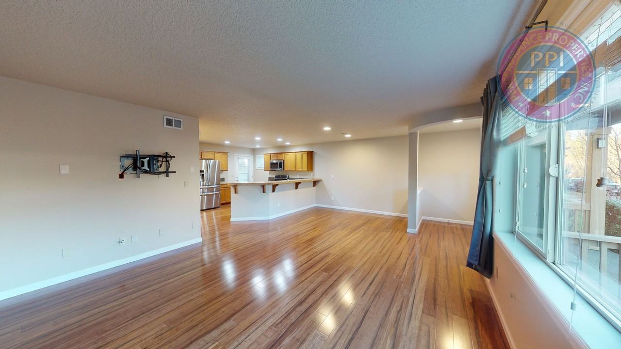 863 Sw Windrose Ter - Photo 4 of 26