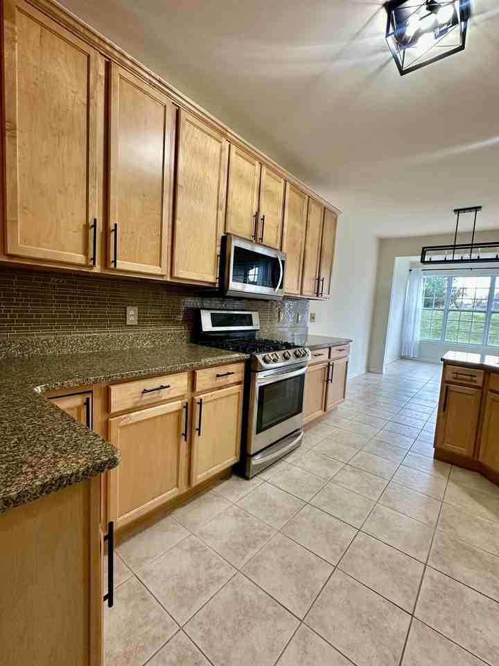 1308 Charlevoix Way - Photo 6 of 18