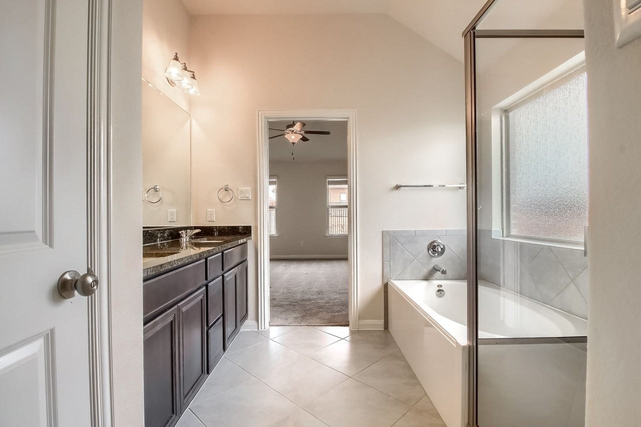 3137 Rabbit Creek Dr - Photo 4 of 10