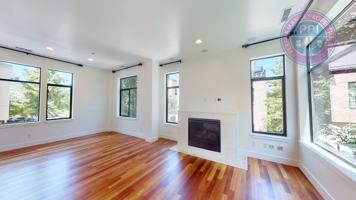 featured image of 2046 Nw 16th Ave