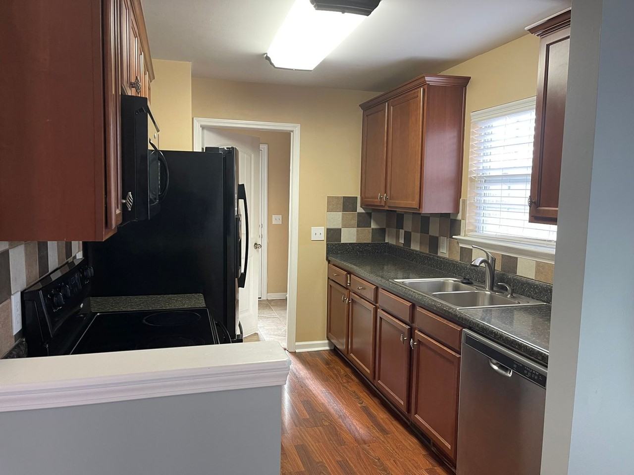 4939 Benders Ferry Rd - Photo 5 of 30