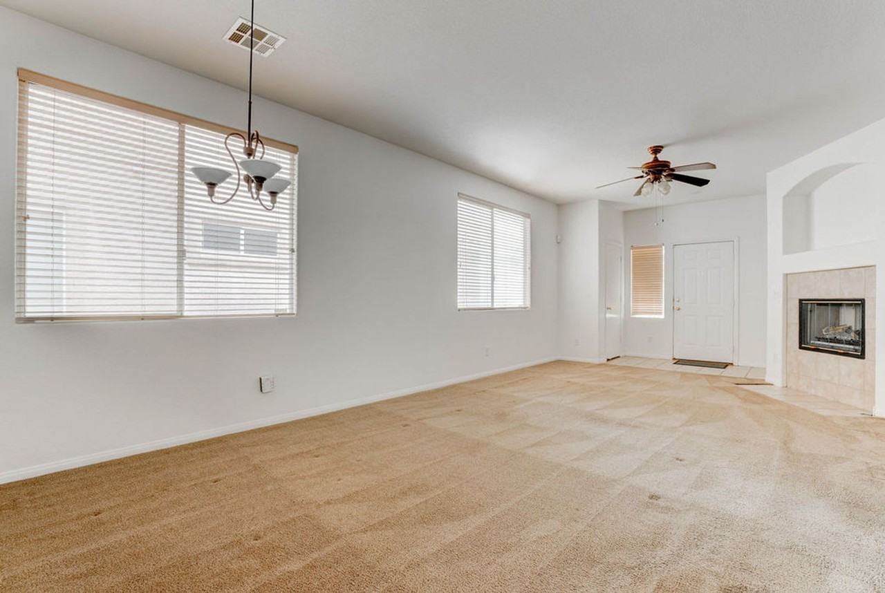 332 Sonoma Valley St - Photo 6 of 31