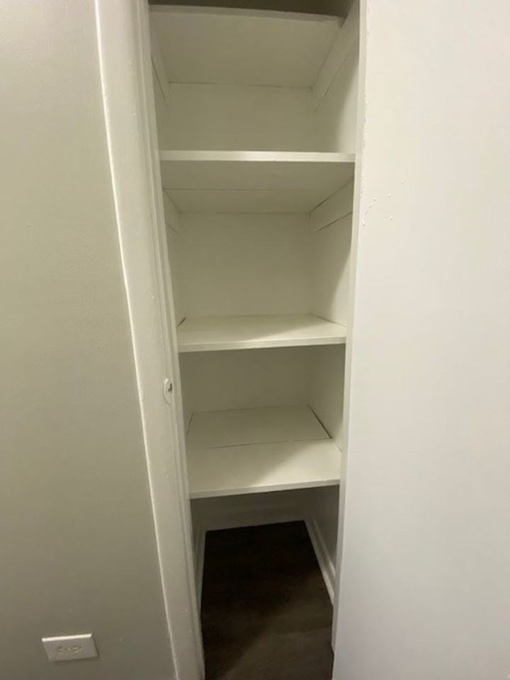 Flats at the Pike - Photo 6 of 20