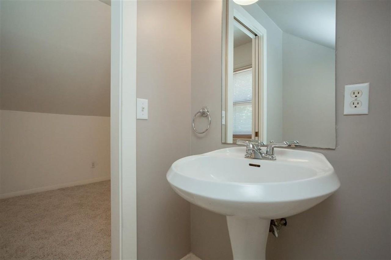 901 Rider St - Photo 7 of 9