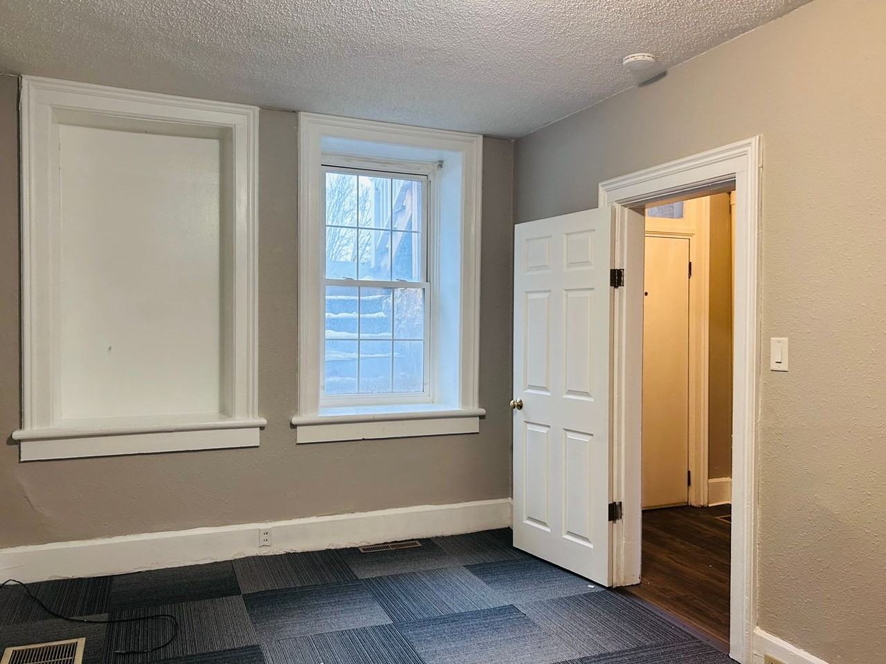 1737 Madison St - Photo 5 of 14