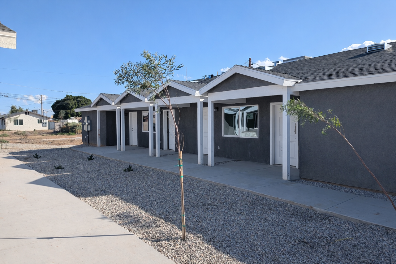 153 N 23rd - Photo 2 of 24