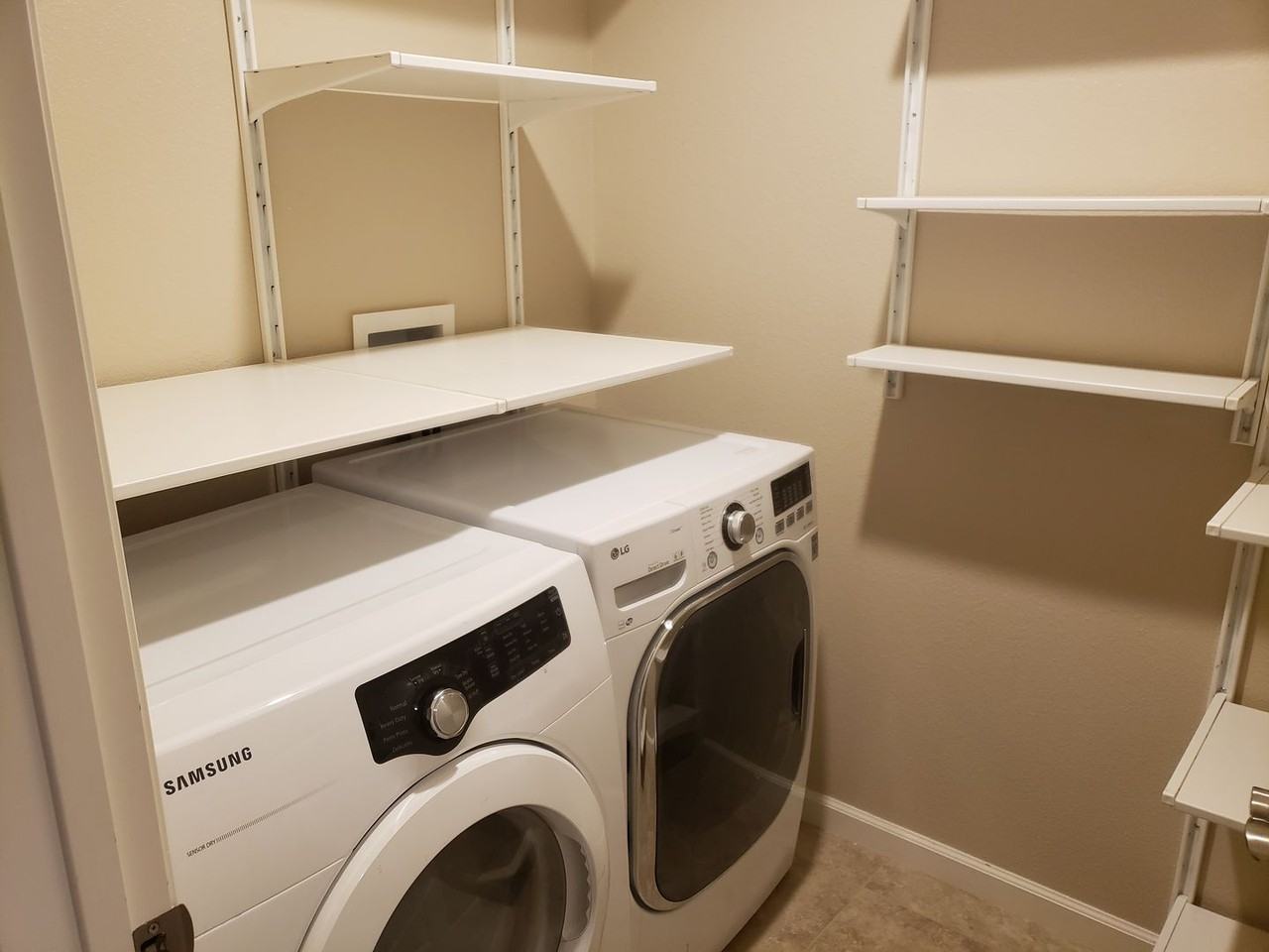 673 Mission De Oro Dr - Photo 3 of 13