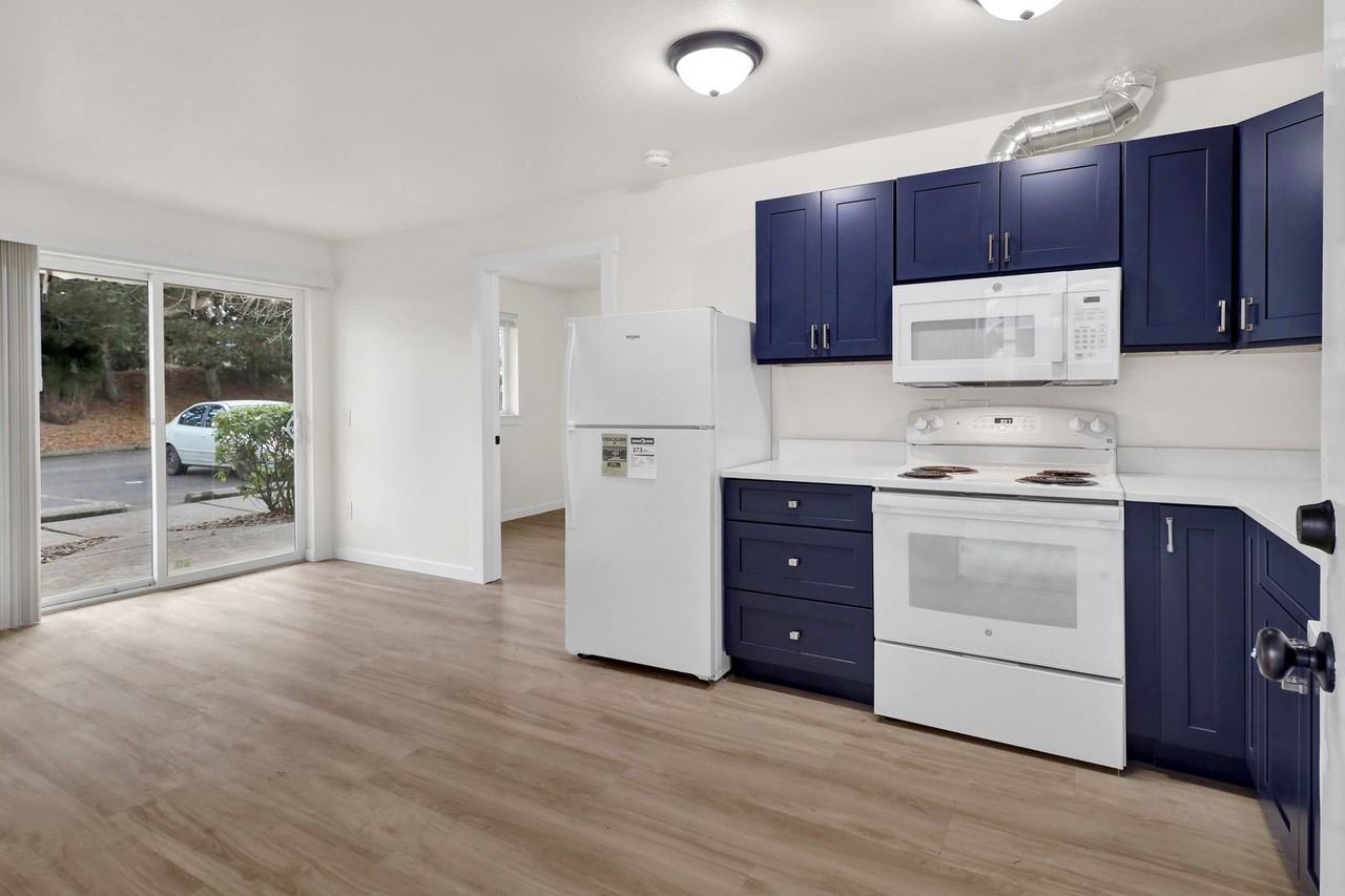 1405 E Sunset Drive - Photo 5 of 20