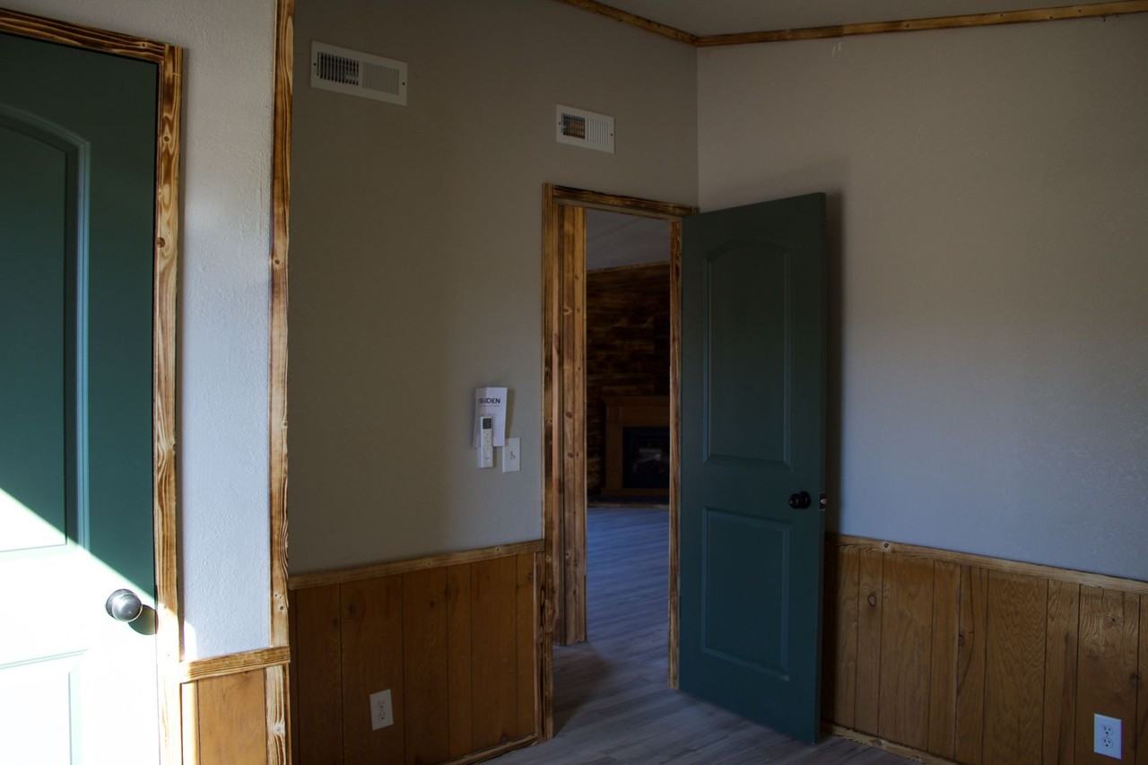 1843 Stephens Dr - Photo 5 of 14