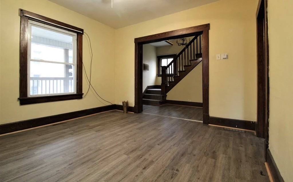 565 Brockway Ave #A - Photo 5 of 12