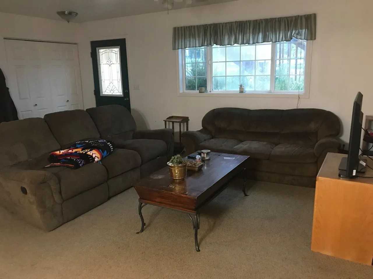 The Avenues - Photo 4 of 6