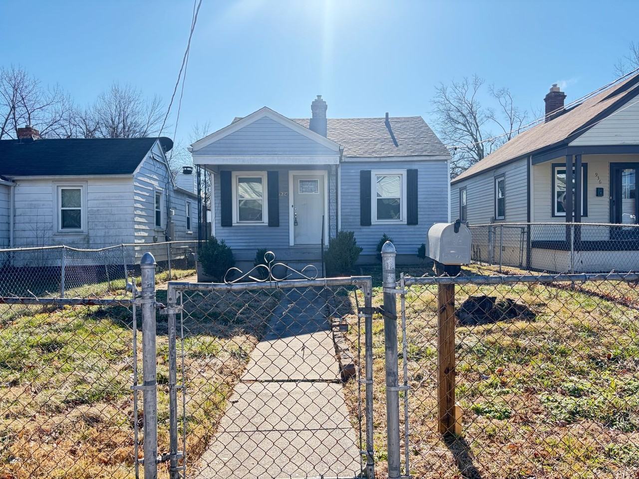 934 Camden Ave - Photo 2 of 16