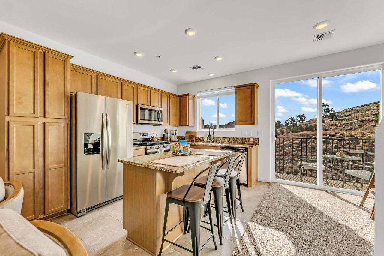 5065 Ronald Stephen Cir - Photo 3 of 25