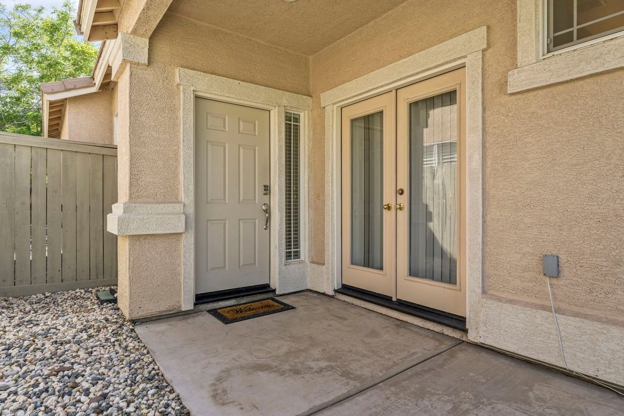 10640 Arbor Way - Photo 6 of 37