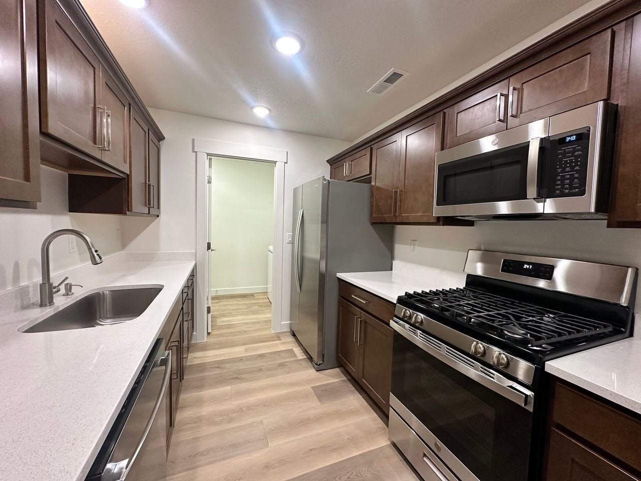 3939 Hawks Landing Loop - Photo 4 of 16