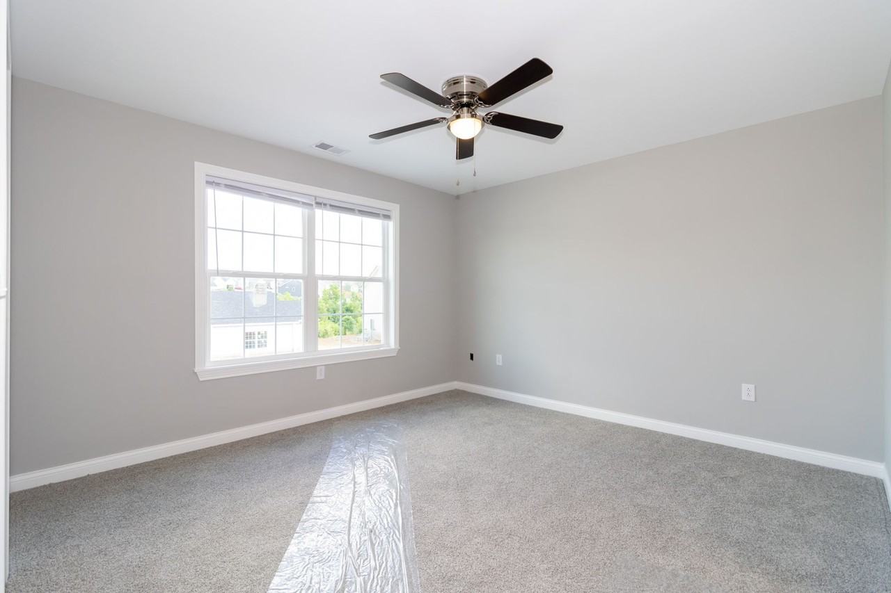 122 Bellbrook Lane - Photo 5 of 11