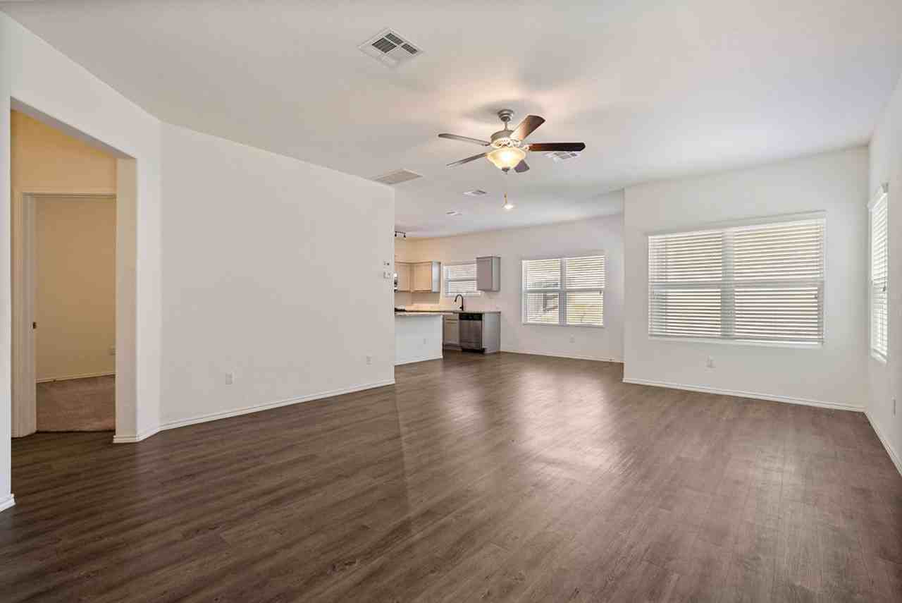 156 Red Buckeye Loop - Photo 4 of 39