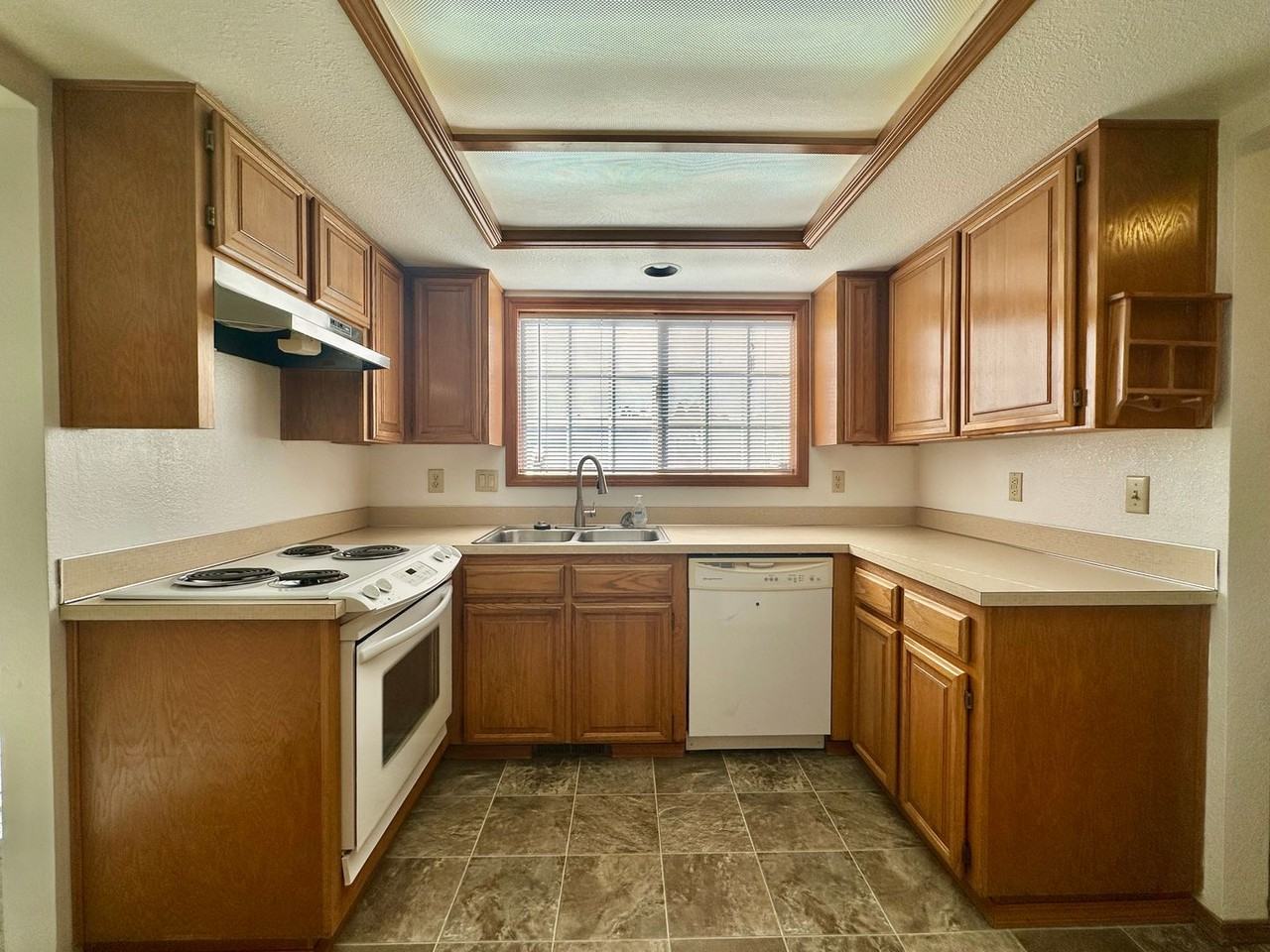 1963 Waymire St Nw - Photo 2 of 18