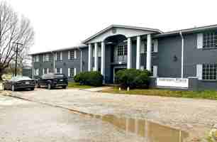 featured image of 1500 E Beverly Dr