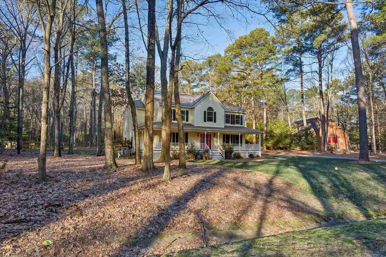 102 Whispering Way - Photo 3 of 48