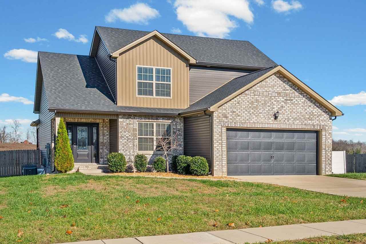 1309 Shaughnessy St - Photo 3 of 37