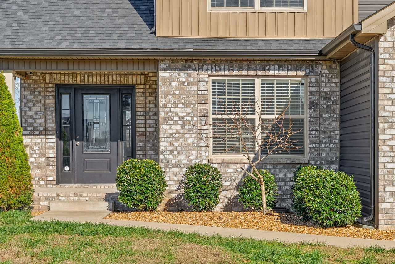 1309 Shaughnessy St - Photo 4 of 37