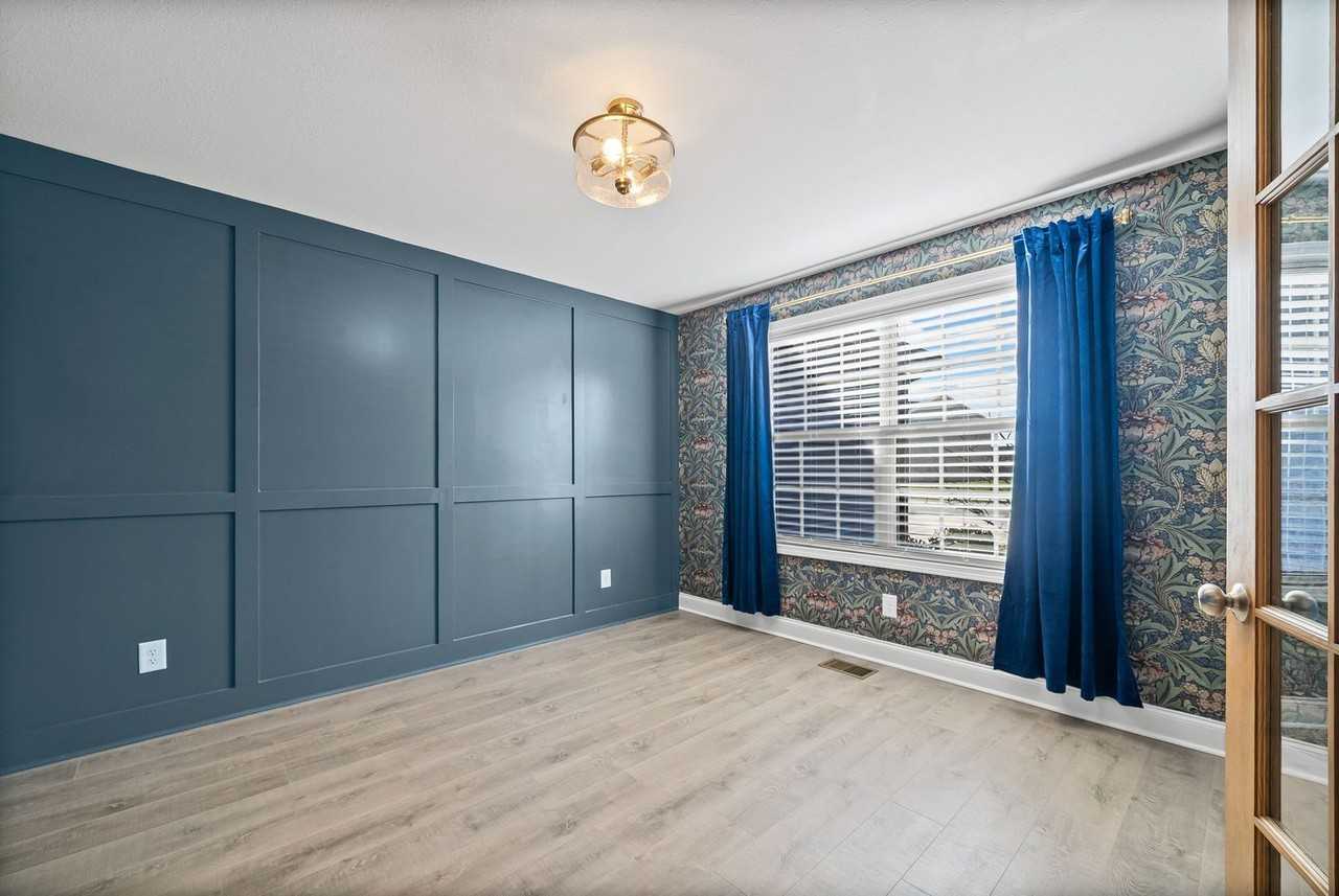 1309 Shaughnessy St - Photo 6 of 37