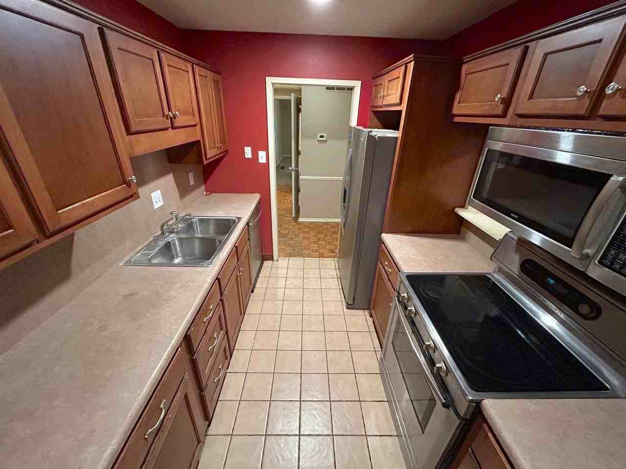 5735 Barfield Cir - Photo 2 of 14