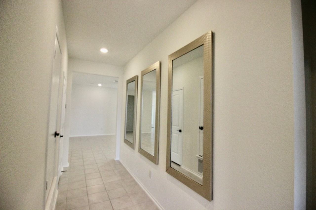 240 Robert Hightower Dr - Photo 4 of 23