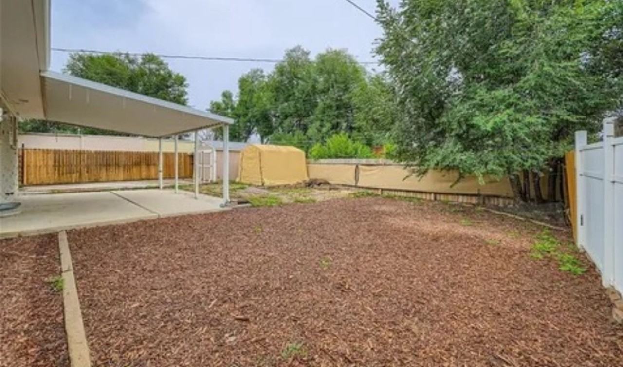 2523 E La Salle St - Photo 3 of 18