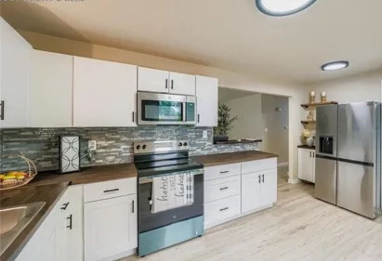 2523 E La Salle St - Photo 5 of 18