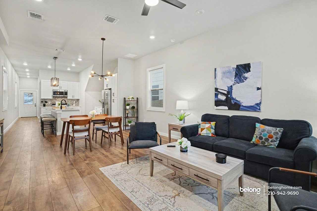 1725 E Crockett St - Photo 6 of 28