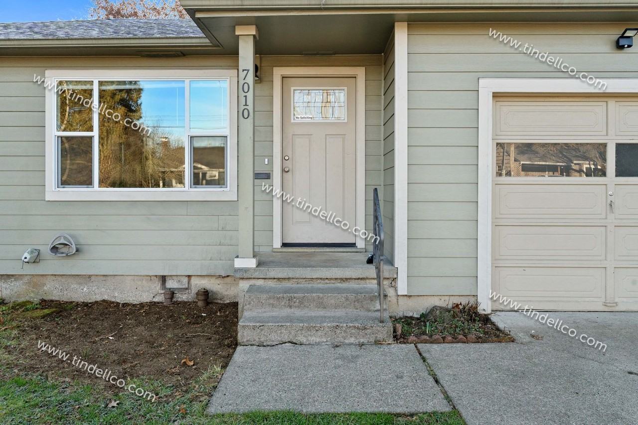 7010 N Columbia Way - Photo 2 of 18