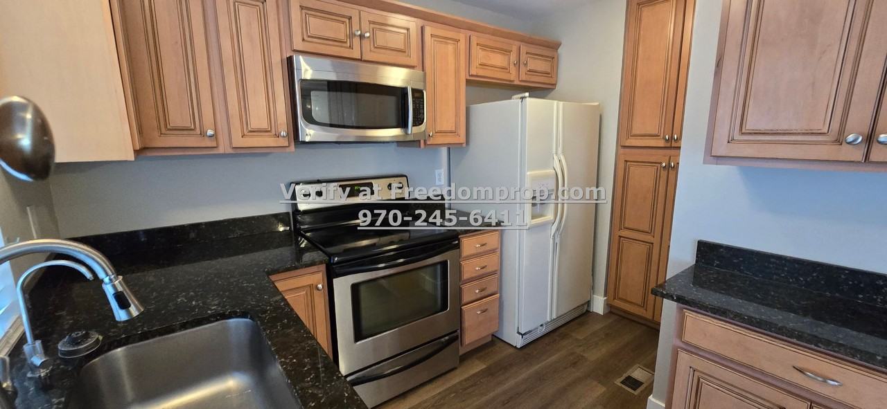 2740 Beechwood St - Photo 6 of 14