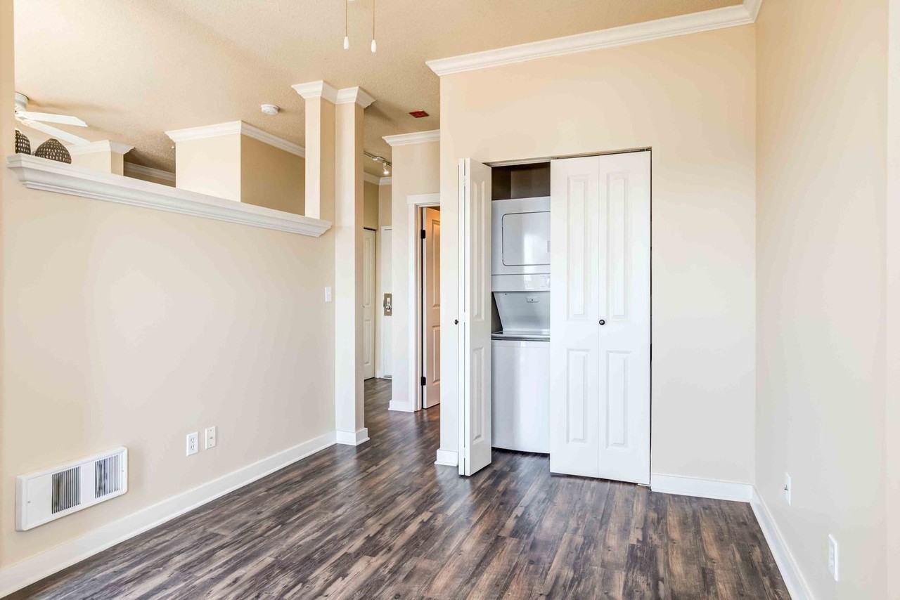 Post Alley Court - Photo 4 of 23