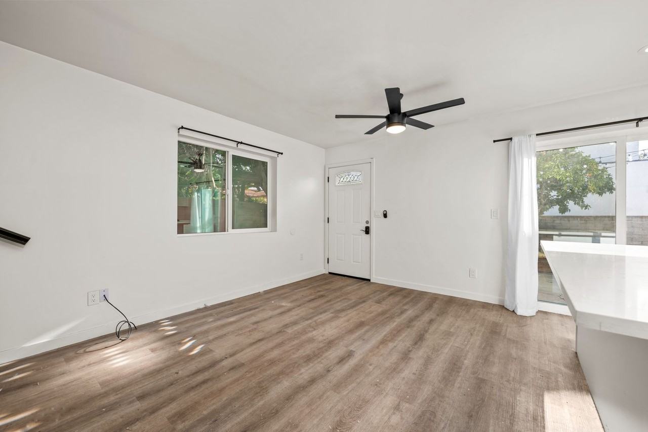 6414 Cleo St - Photo 7 of 17