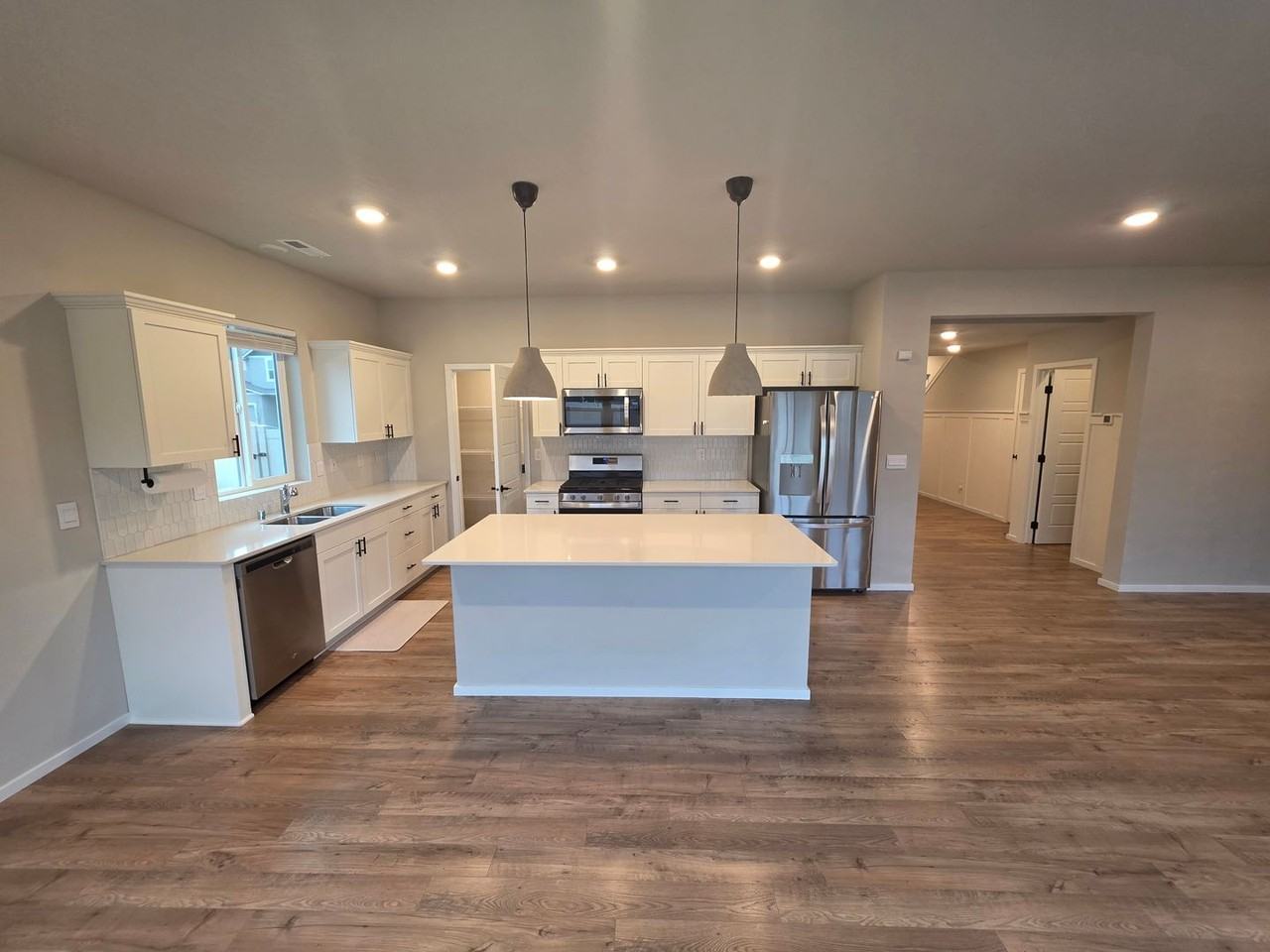 5906 W Yorktown Ln - Photo 3 of 27