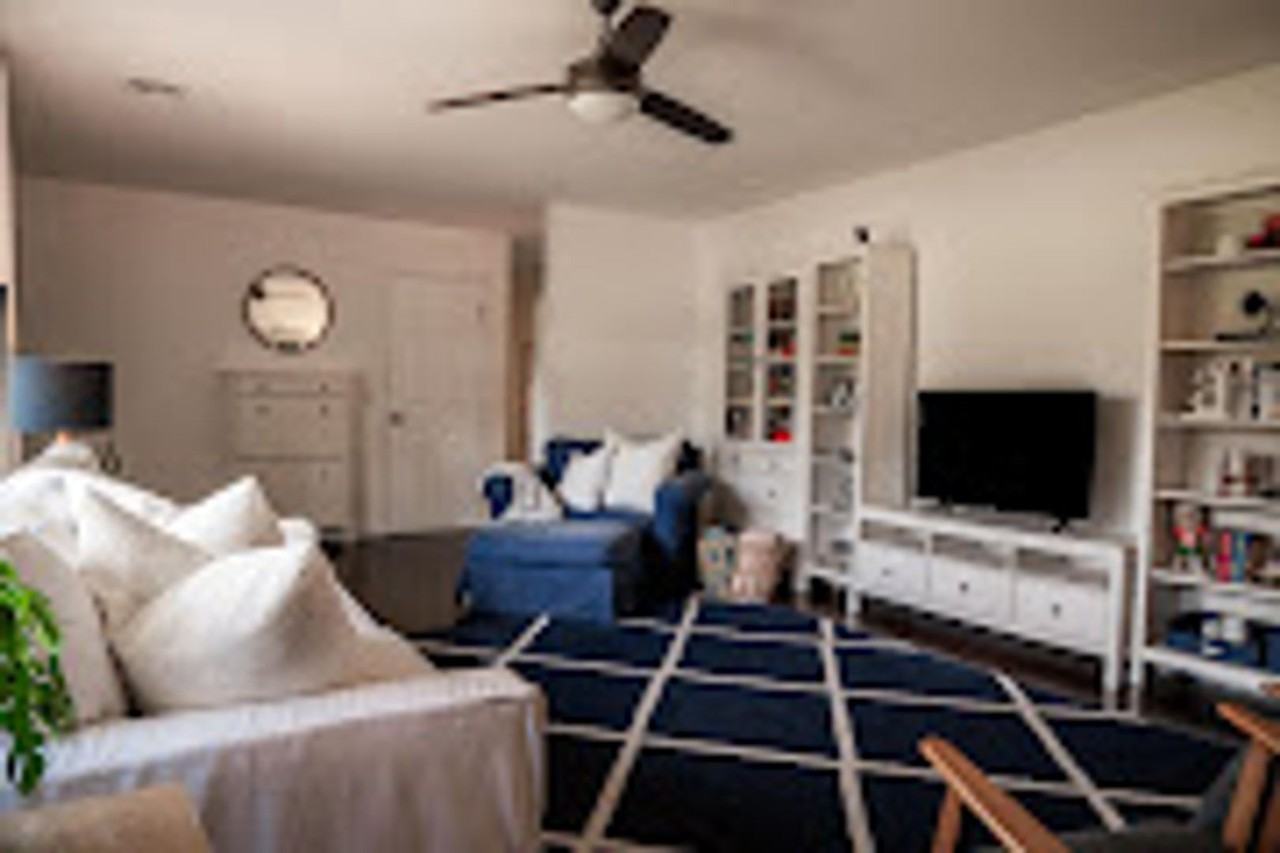 901 White Ave Se - Photo 6 of 13